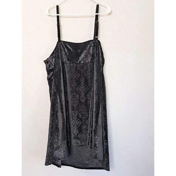 Cosmic Aura Velvet Slip Dress Hot Topic Babydoll Constellations Size 3 Witch - Picture 5 of 5